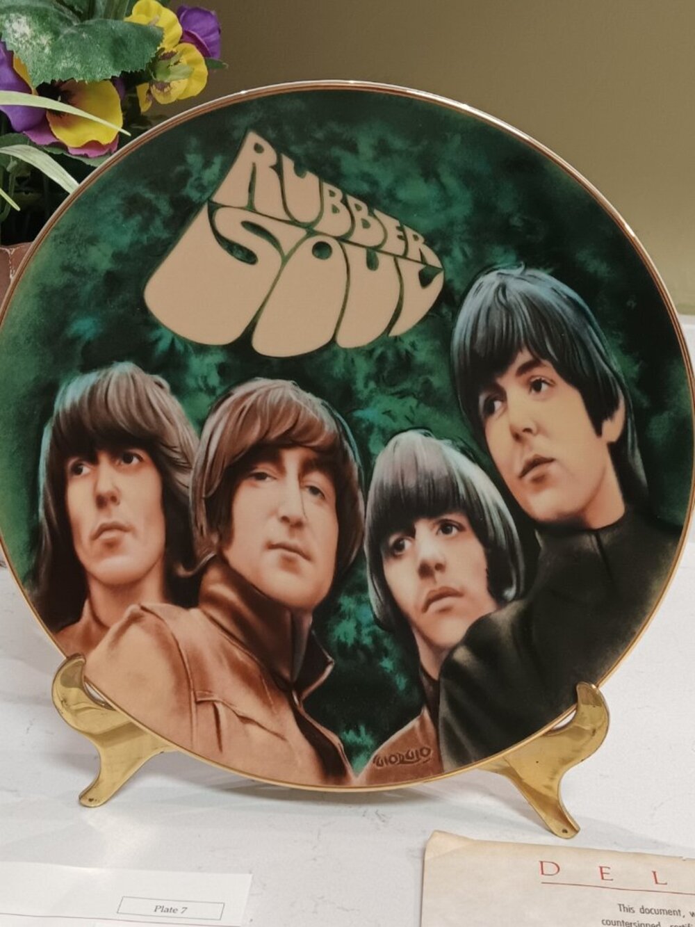 Vintage 1992 Beatles Numbered Collector Plate W/ Certificate - "Rubber Soul"